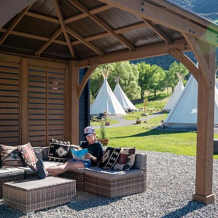 Dreamcatcher Tipi Hotel Gardiner Exterior foto