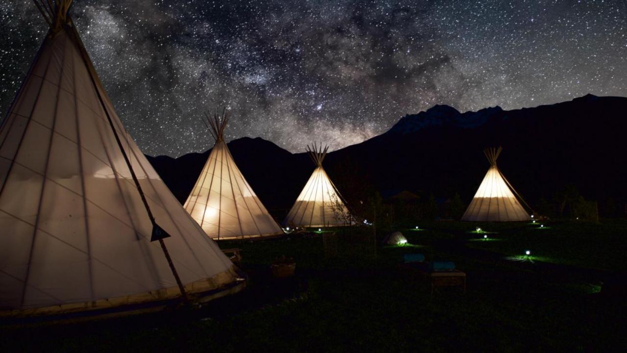 Dreamcatcher Tipi Hotel Gardiner Exterior foto